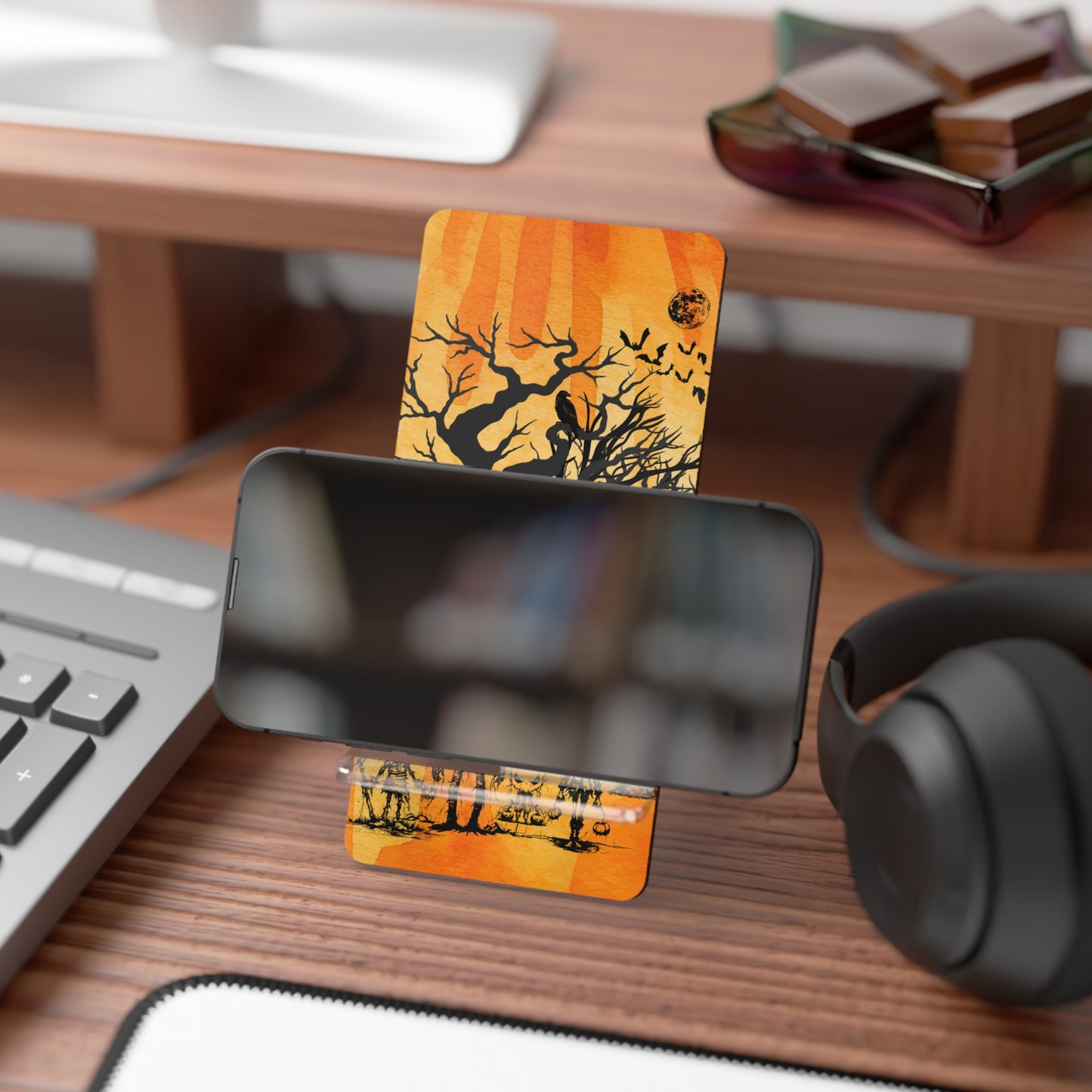 Phone Stand – Hollow Night