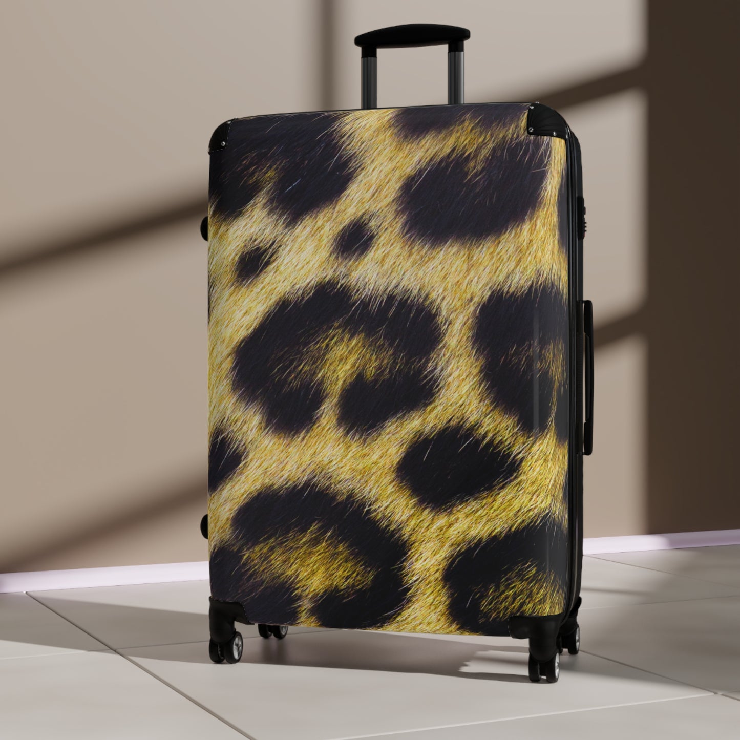 Hardshell Suitcase – Leopard Luxe