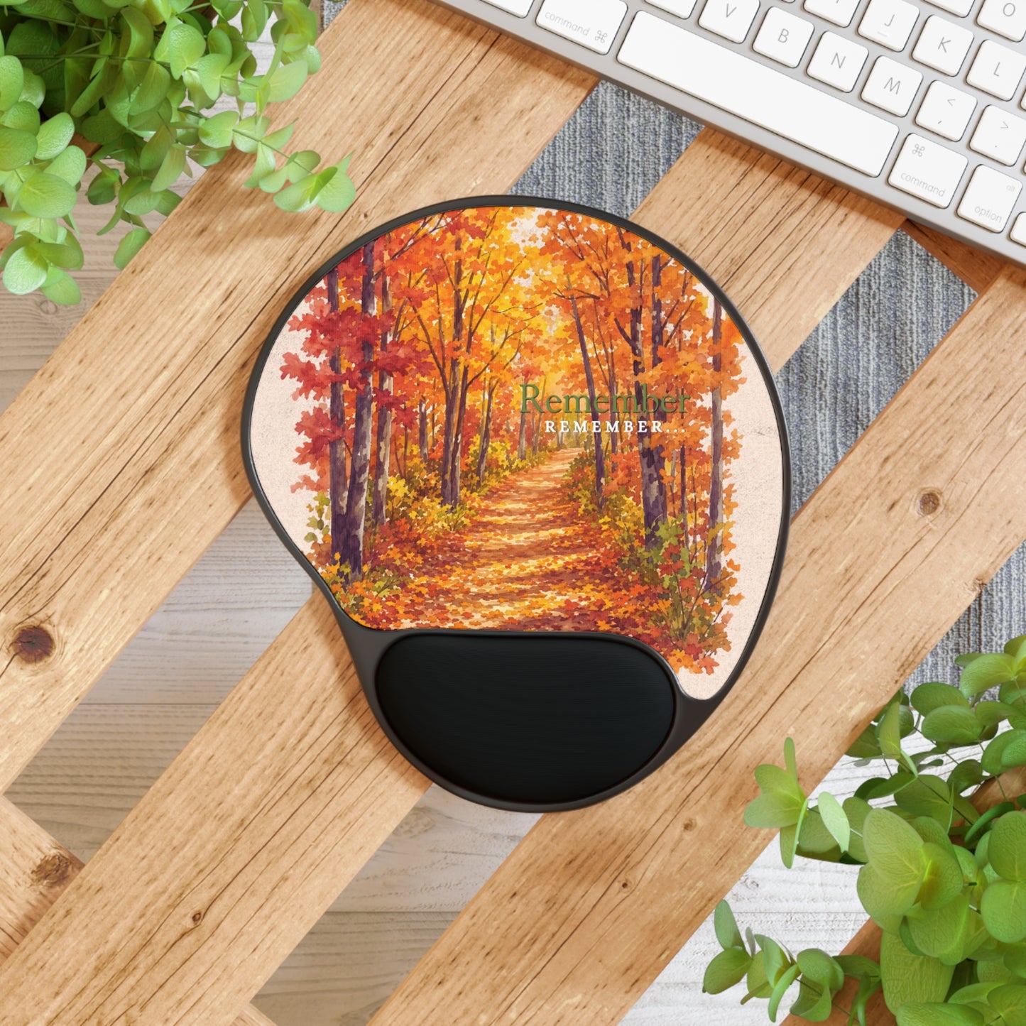 Ergonomic Mouse Pad – Autumn Remembered
