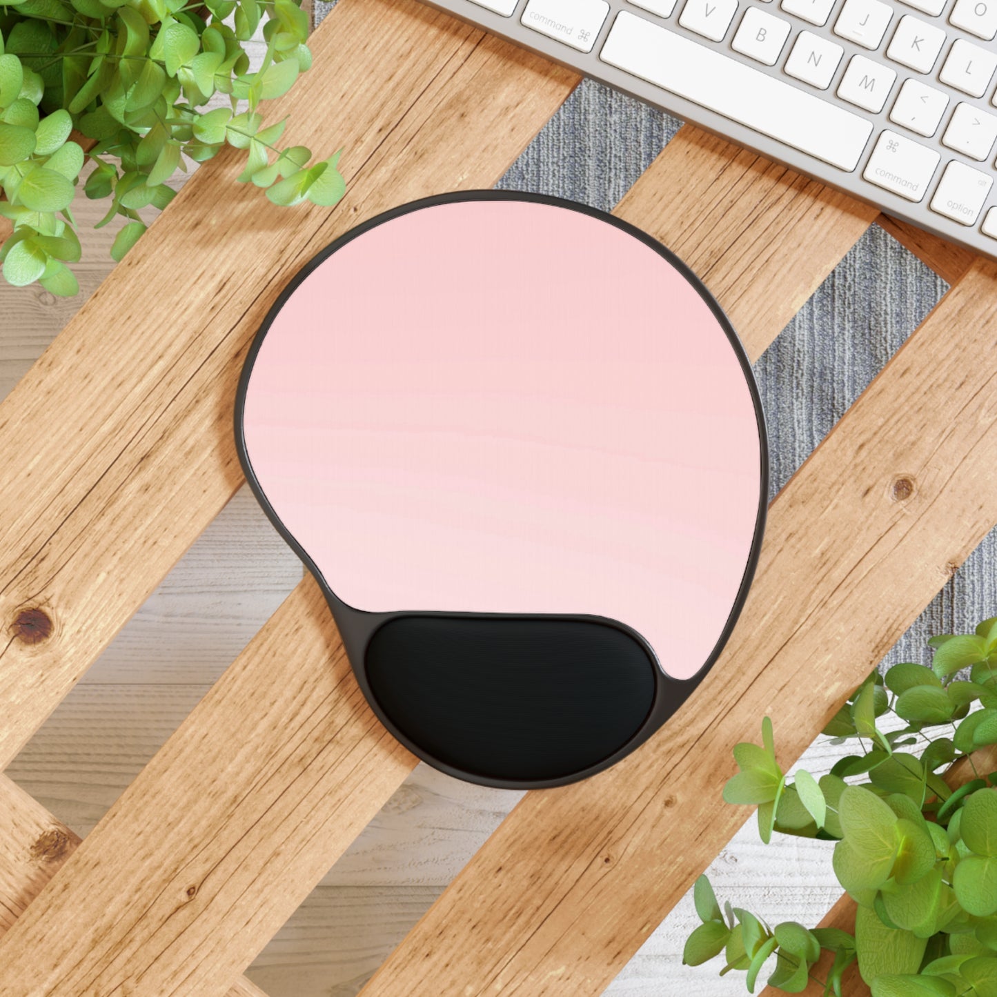 Ergonomic Mouse Pad – Soft Blush