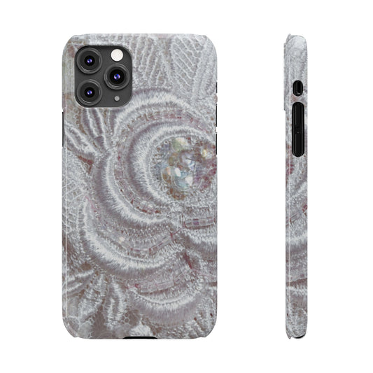 Slim Phone Case – Lace Veil