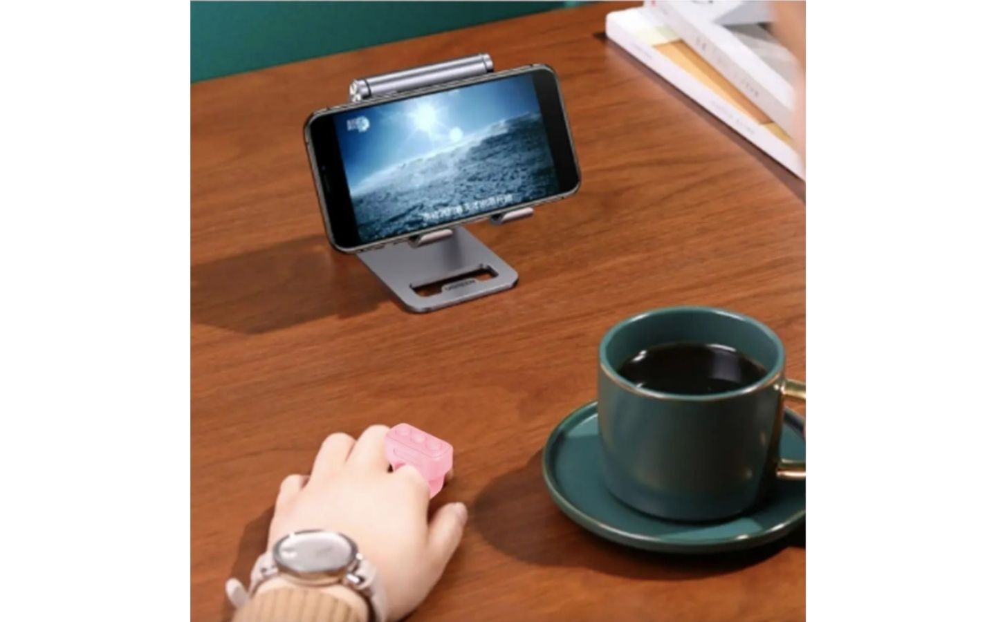 Remote Control Scrolling Finger