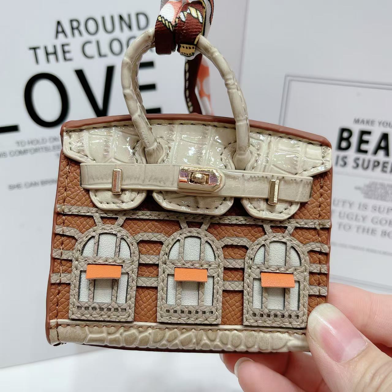 Mini House Bag Pendant – Vintage Microfiber Earbud Keychain Pouch, Backpack & Key Accessory