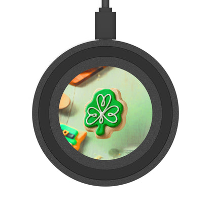 Wireless Charging Pad – Shamrock Cookie St. Patrick's Day Design