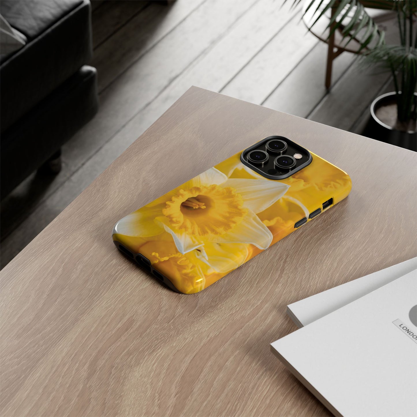 Protective Phone Case – Daffodil Daylight