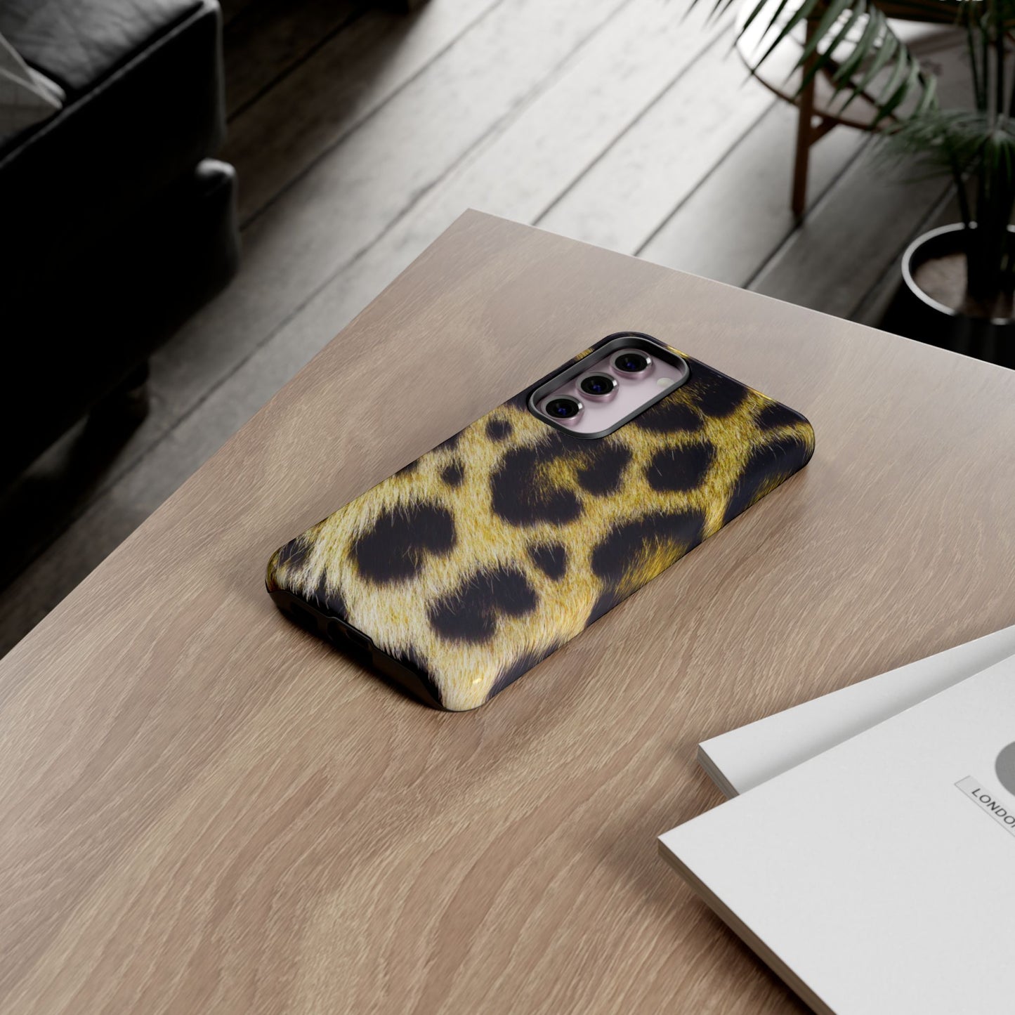 Protective Phone Case – Leopard Luxe