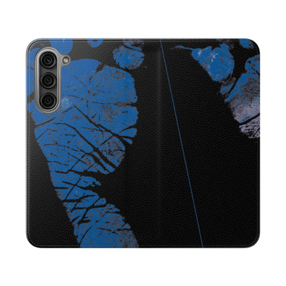 Flip Case – Mom’s Little Blue Footprints