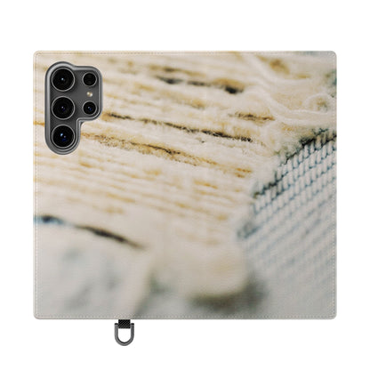 Flip Case – Woven Warmth