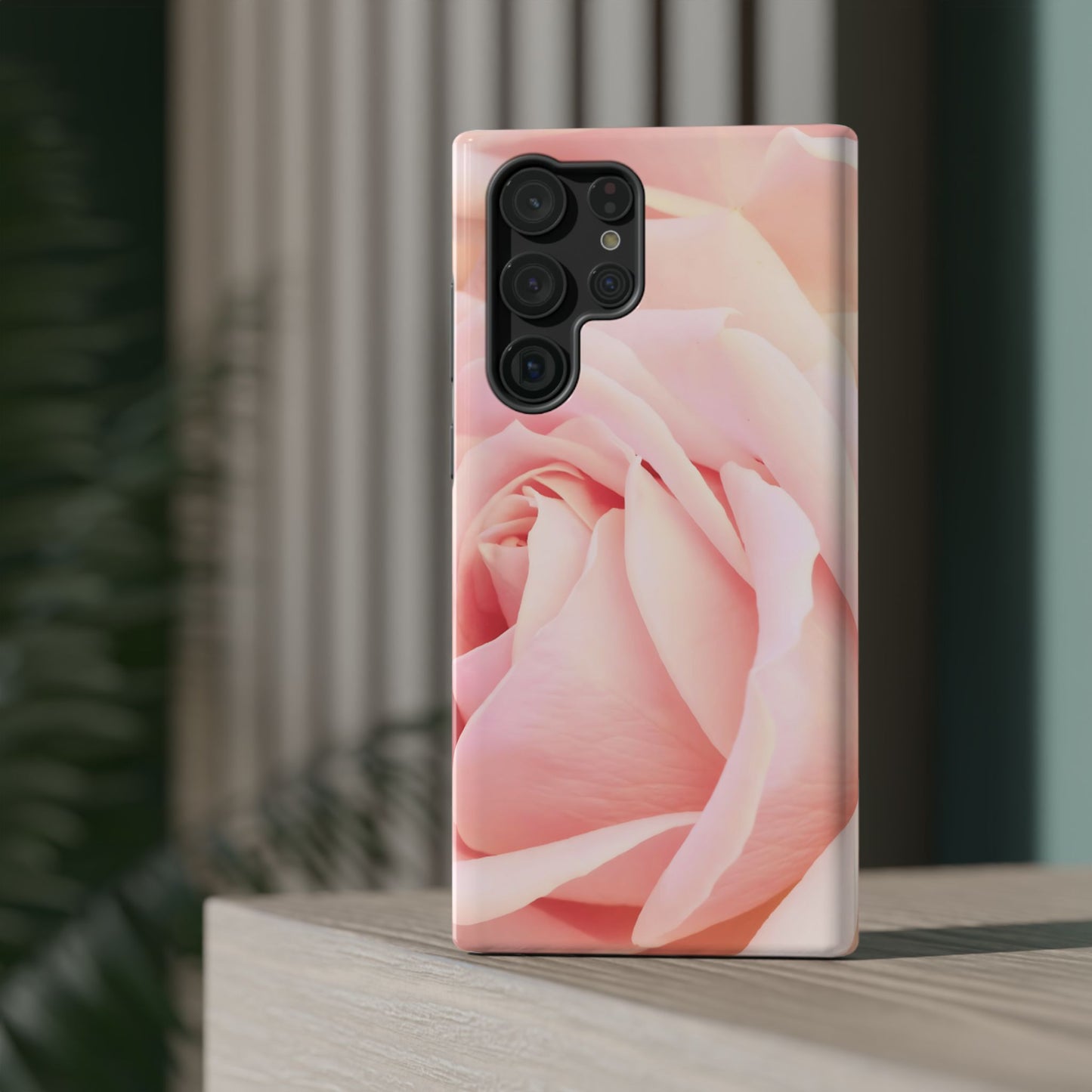 Wireless-Charging Compatible Case – A Mother’s Rose Embrace