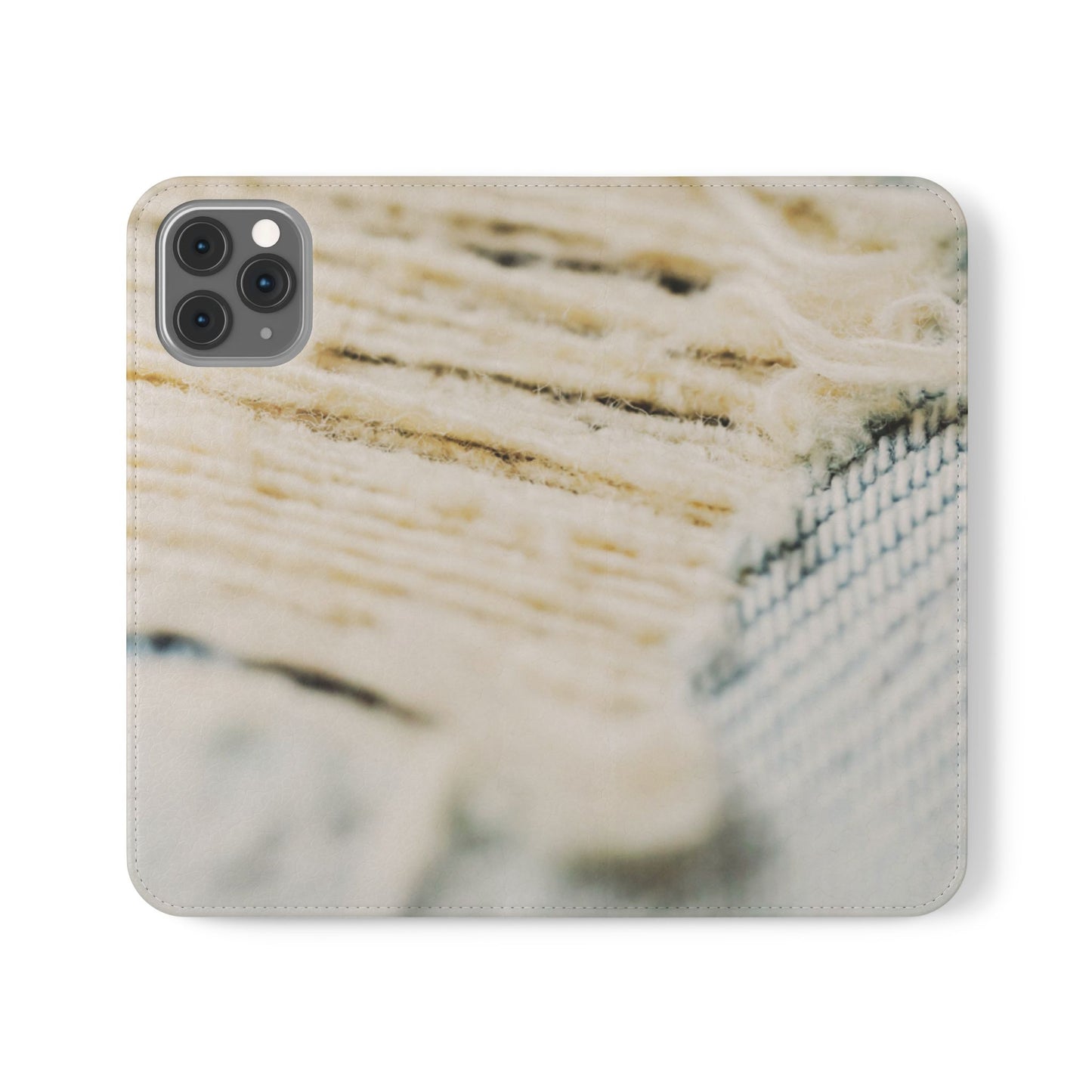 Flip Case – Woven Warmth