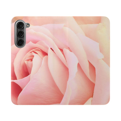 Flip Case – A Mother’s Rose Embrace
