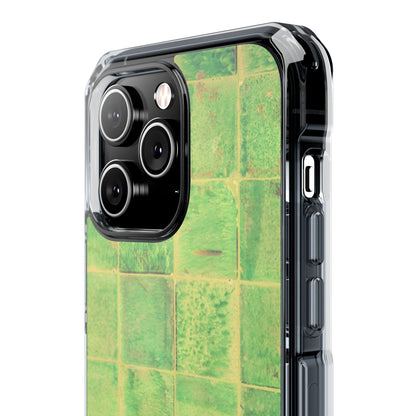 Clear Magnetic Phone Case – Mosaic Mode