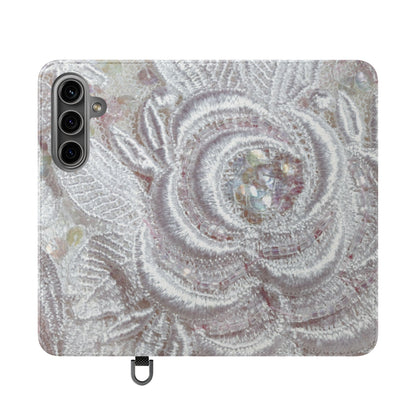 Flip Case – Lace Veil