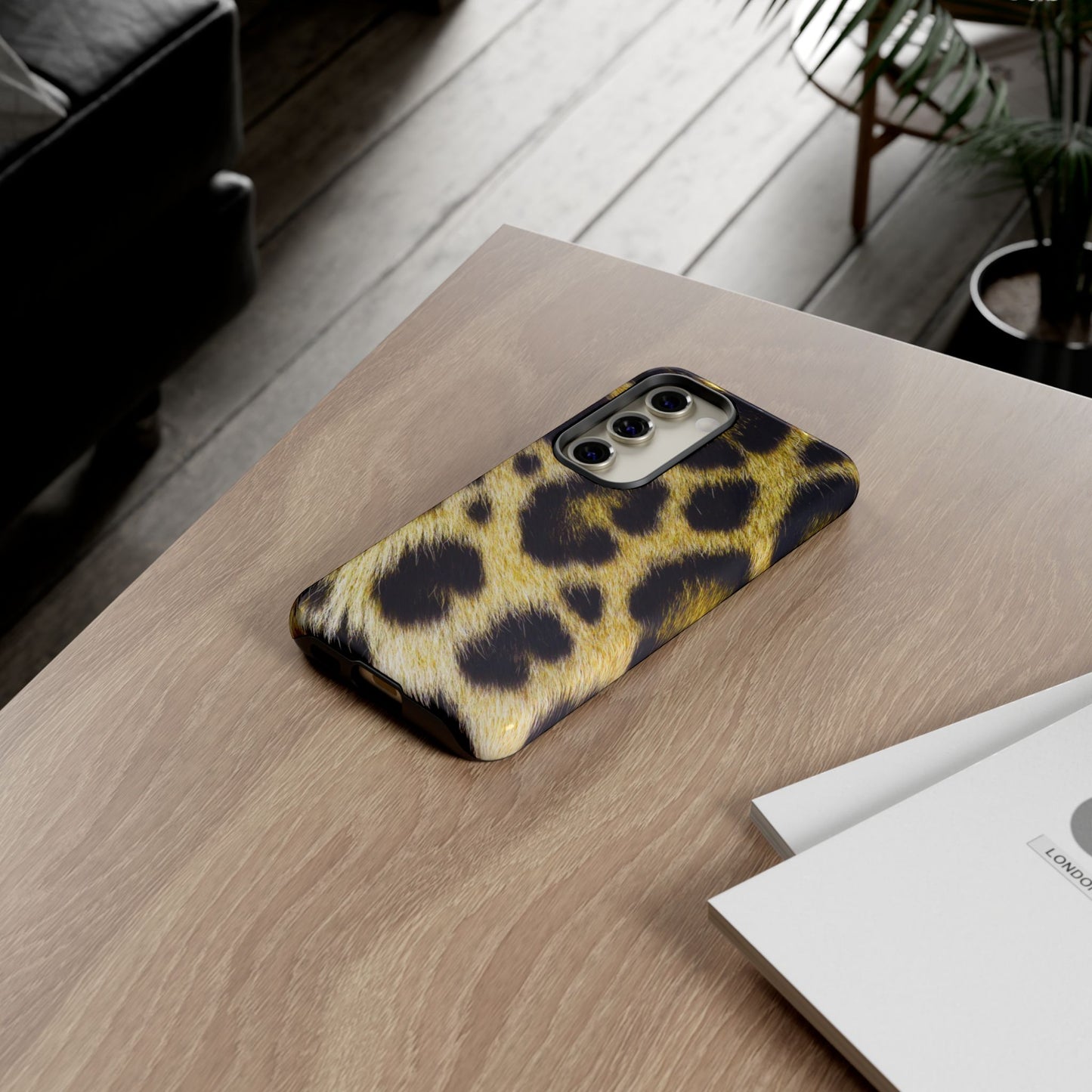 Protective Phone Case – Leopard Luxe