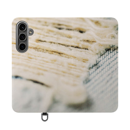Flip Case – Woven Warmth