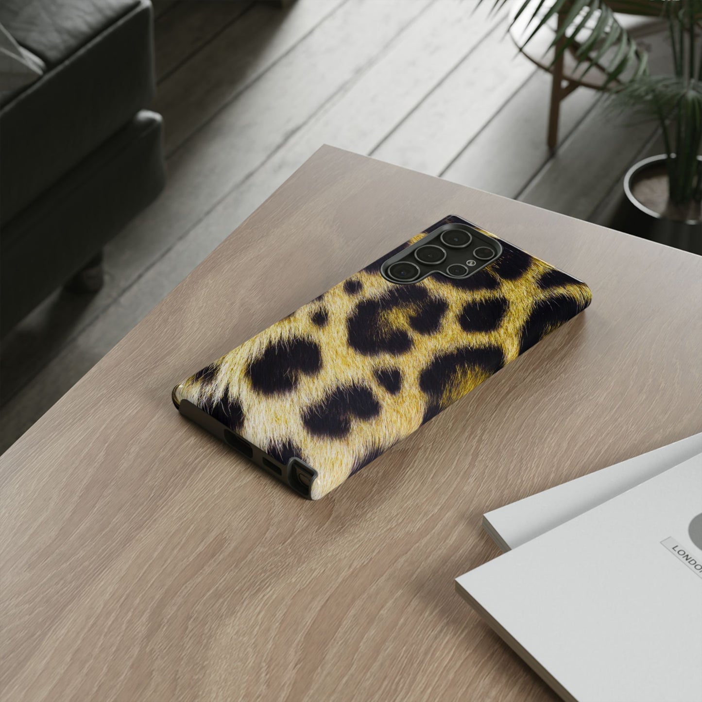 Protective Phone Case – Leopard Luxe