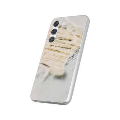 Flexi Case – Woven Warmth