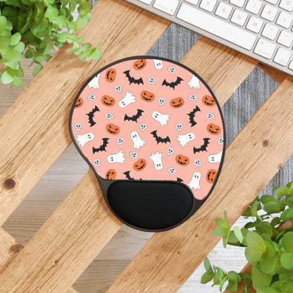 Ergonomic Mouse Pad – Boo Crew