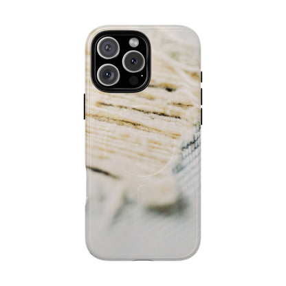 Protective Magnetic Phone Case – Woven Warmth