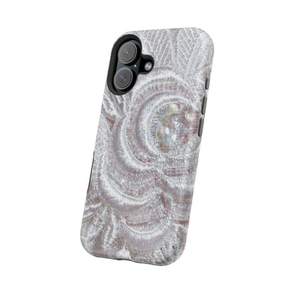 Wireless-Charging Compatible Case – Lace Veil