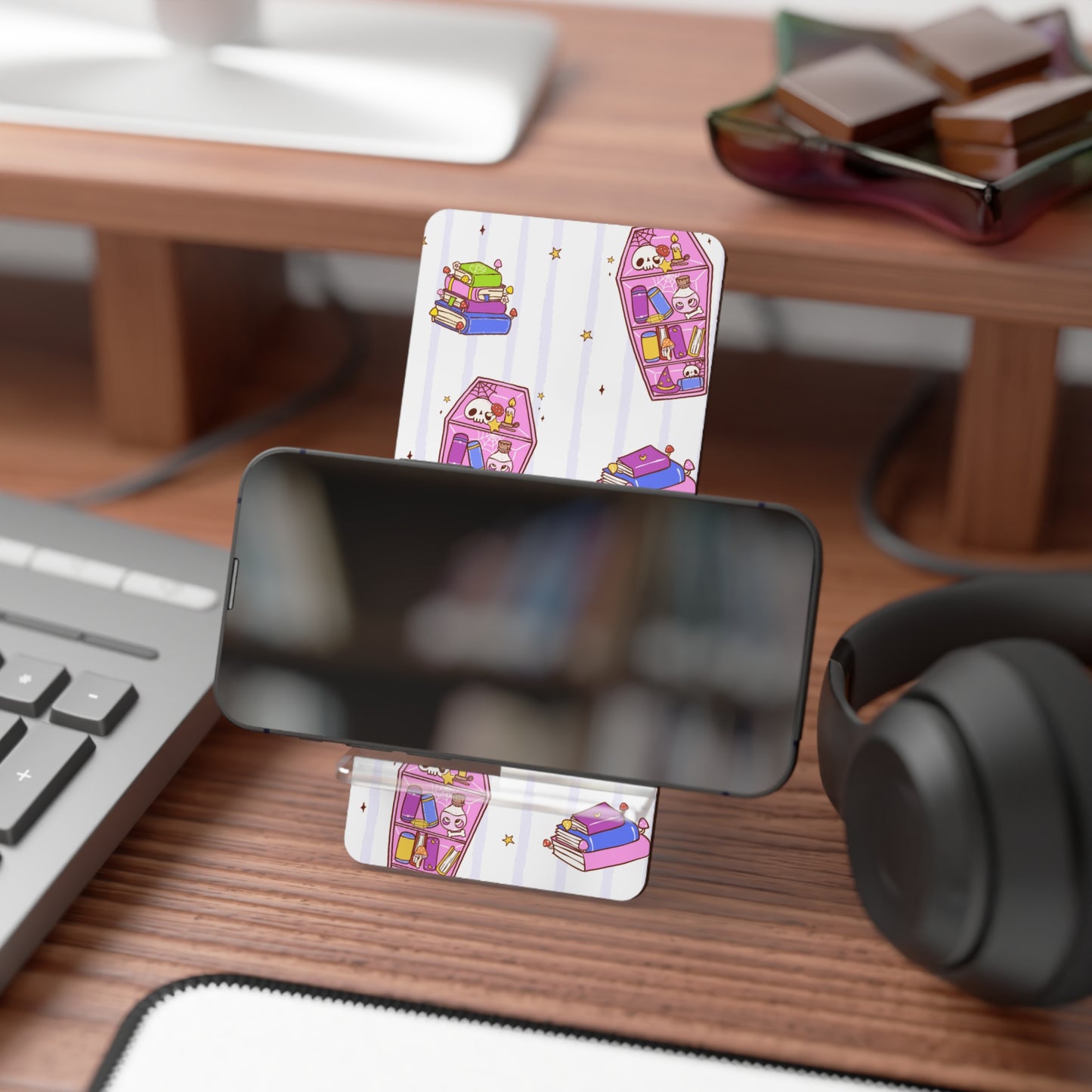 Phone Stand – Booked to Death