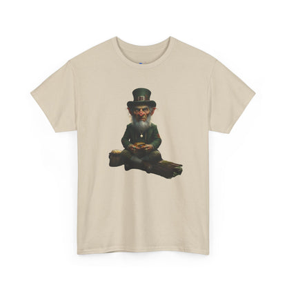 Graphic T-Shirt – Vintage St. Patrick’s Day Style with Leprechaun Print