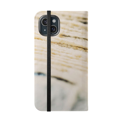 Flip Case – Woven Warmth