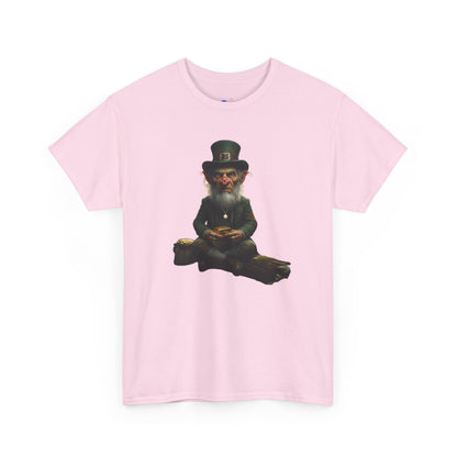 Graphic T-Shirt – Vintage St. Patrick’s Day Style with Leprechaun Print