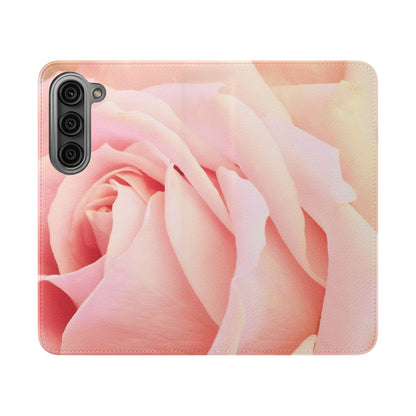 Flip Case – A Mother’s Rose Embrace