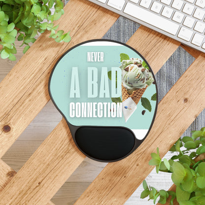 Ergonomic Never a Bad Connection – Ice Cream Mouse Pad with Wrist Rest
