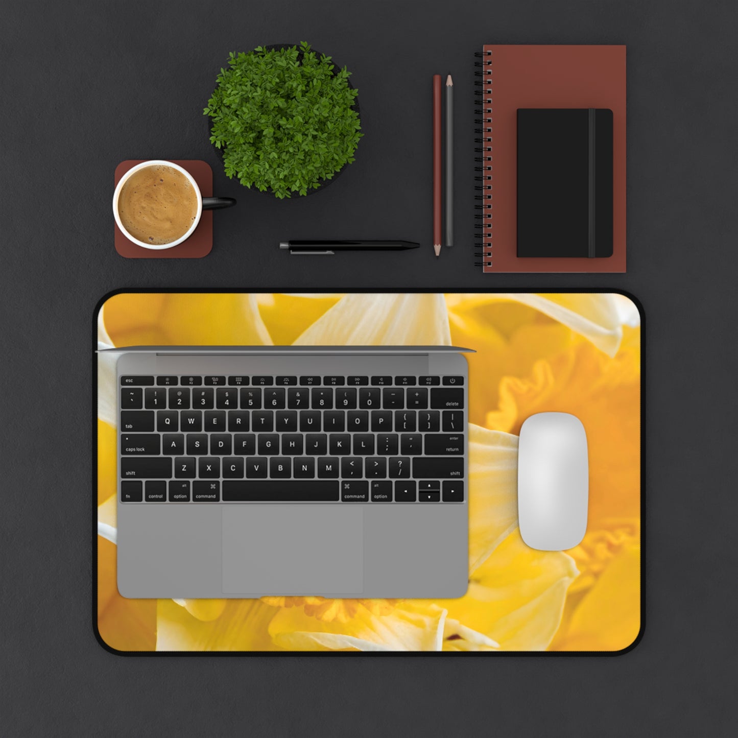 Desk Mat – Daffodil Daylight