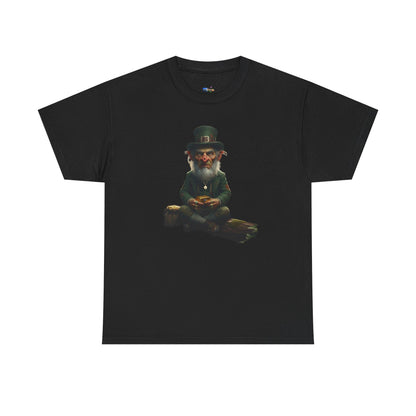 Graphic T-Shirt – Vintage St. Patrick’s Day Style with Leprechaun Print