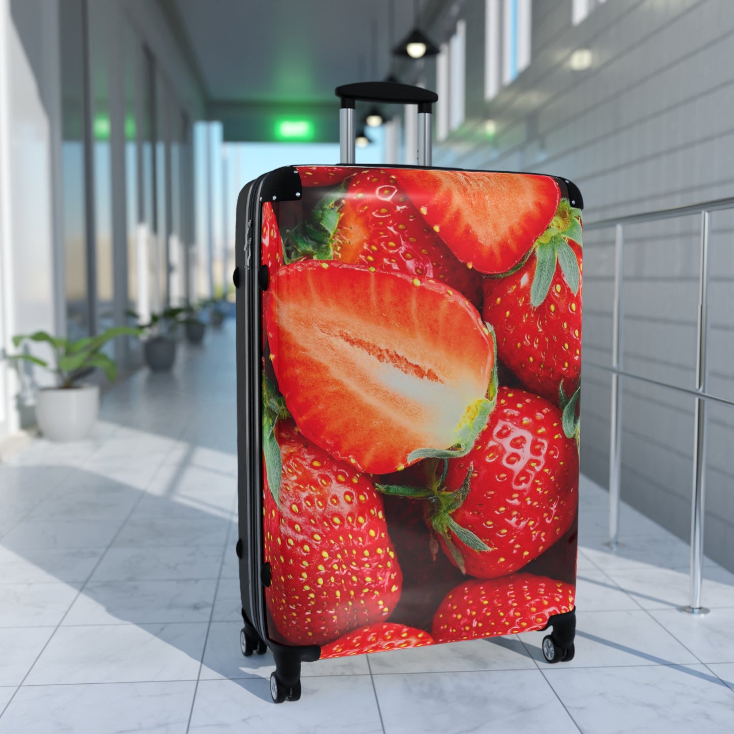 Hardshell Suitcase – Strawberry Sweet