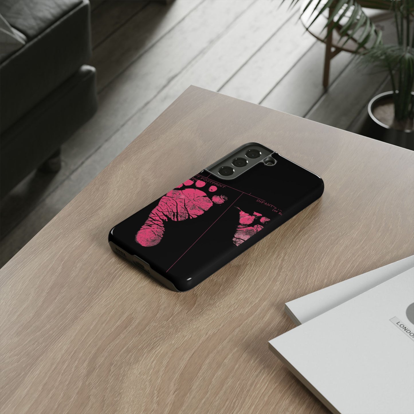 Protective Phone Case – Mom’s Little Pink Footprints