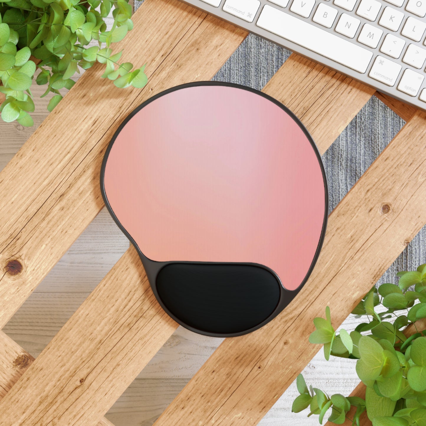 Ergonomic Mouse Pad – Peachy Calm