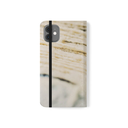 Flip Case – Woven Warmth