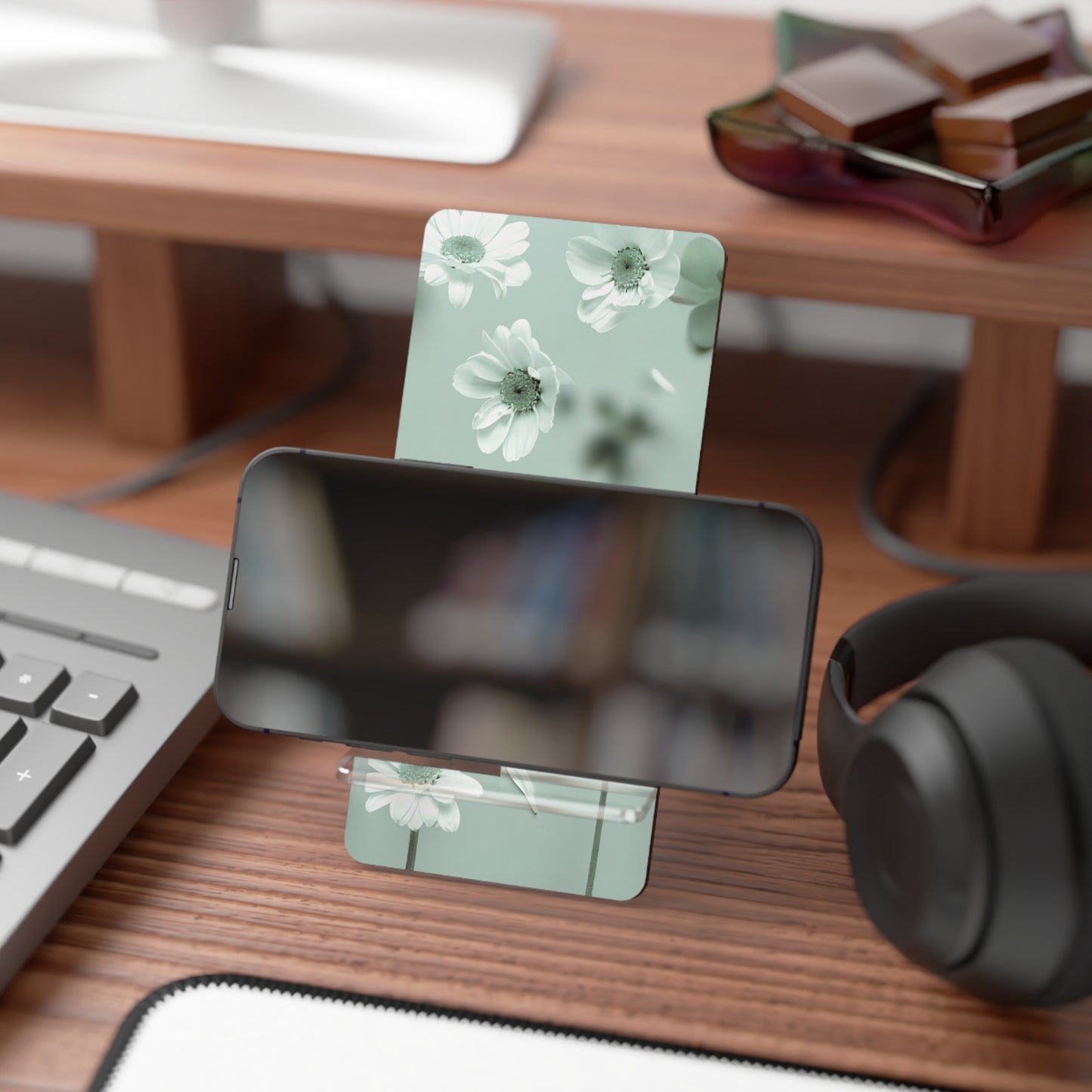 Phone Stand – Daisy Serenity