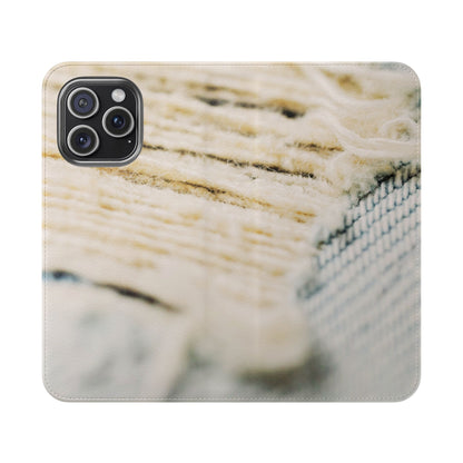 Flip Case – Woven Warmth