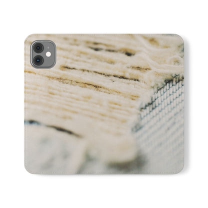 Flip Case – Woven Warmth