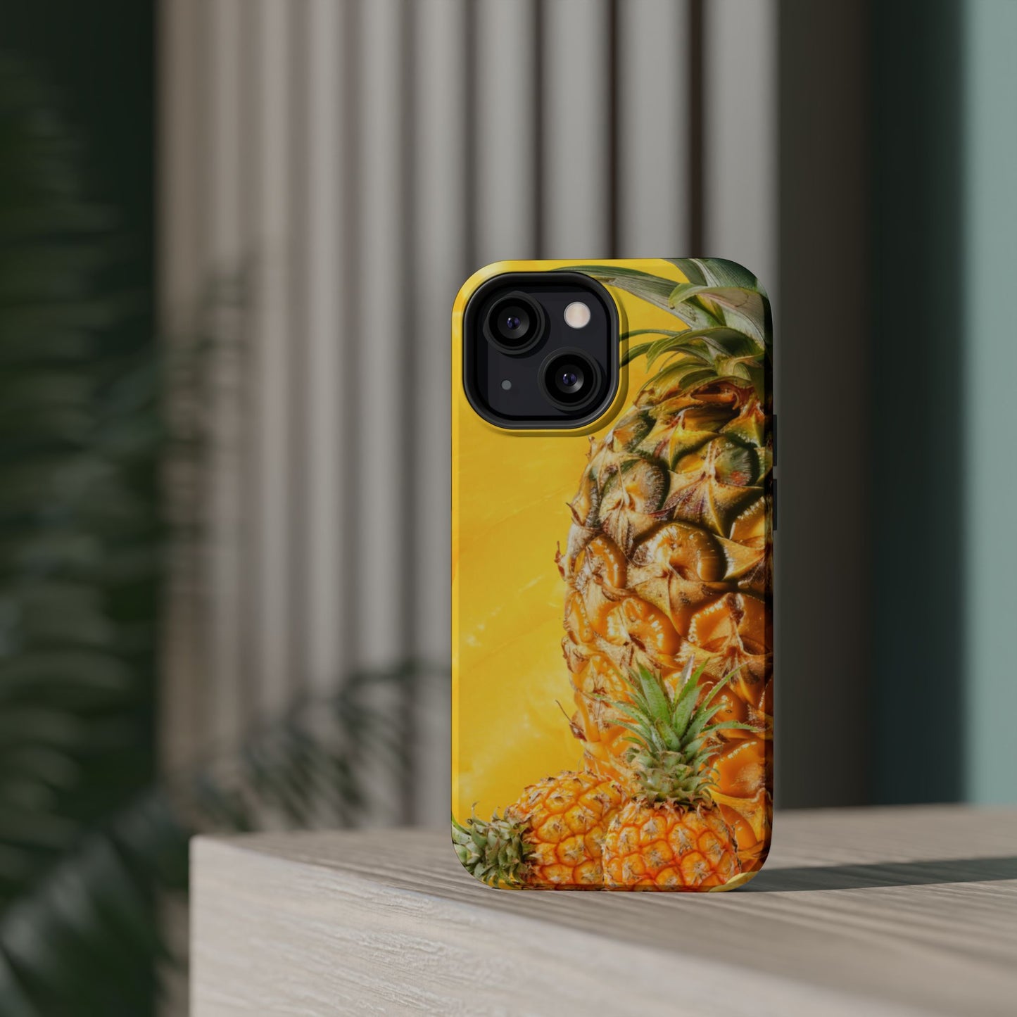 Wireless-Charging Compatible Case – Tropic Mode
