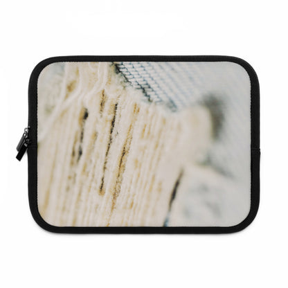 Laptop Sleeve – Woven Warmth