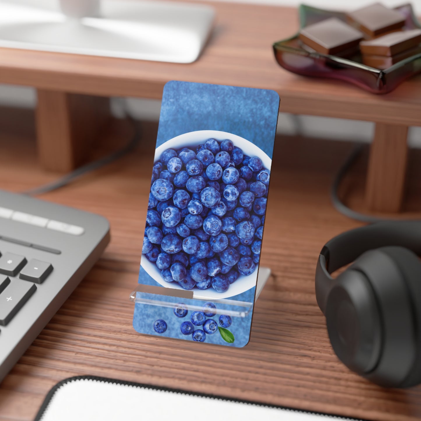 Phone Stand – Chilled Blueberries