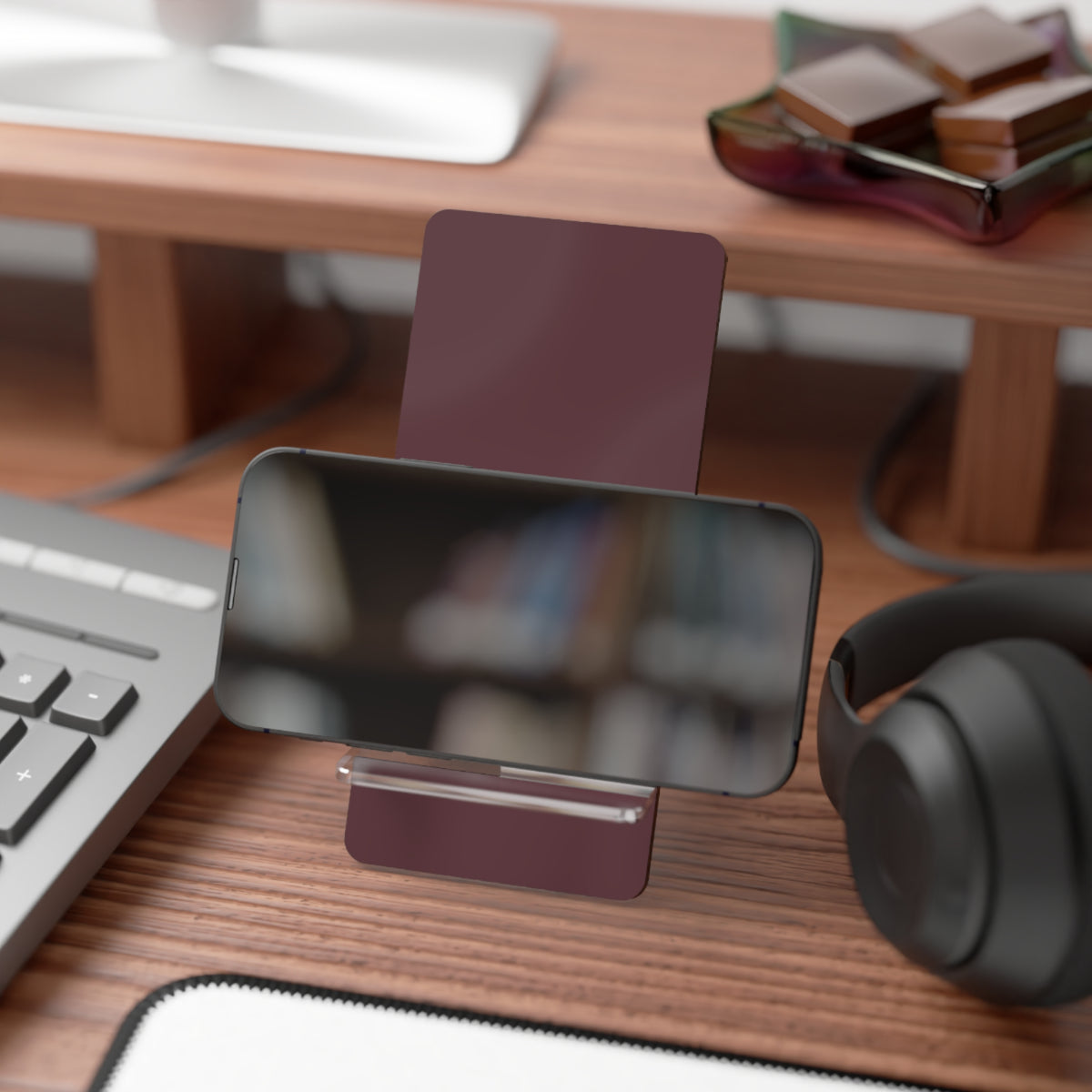 Phone Stand – Mulled Wine