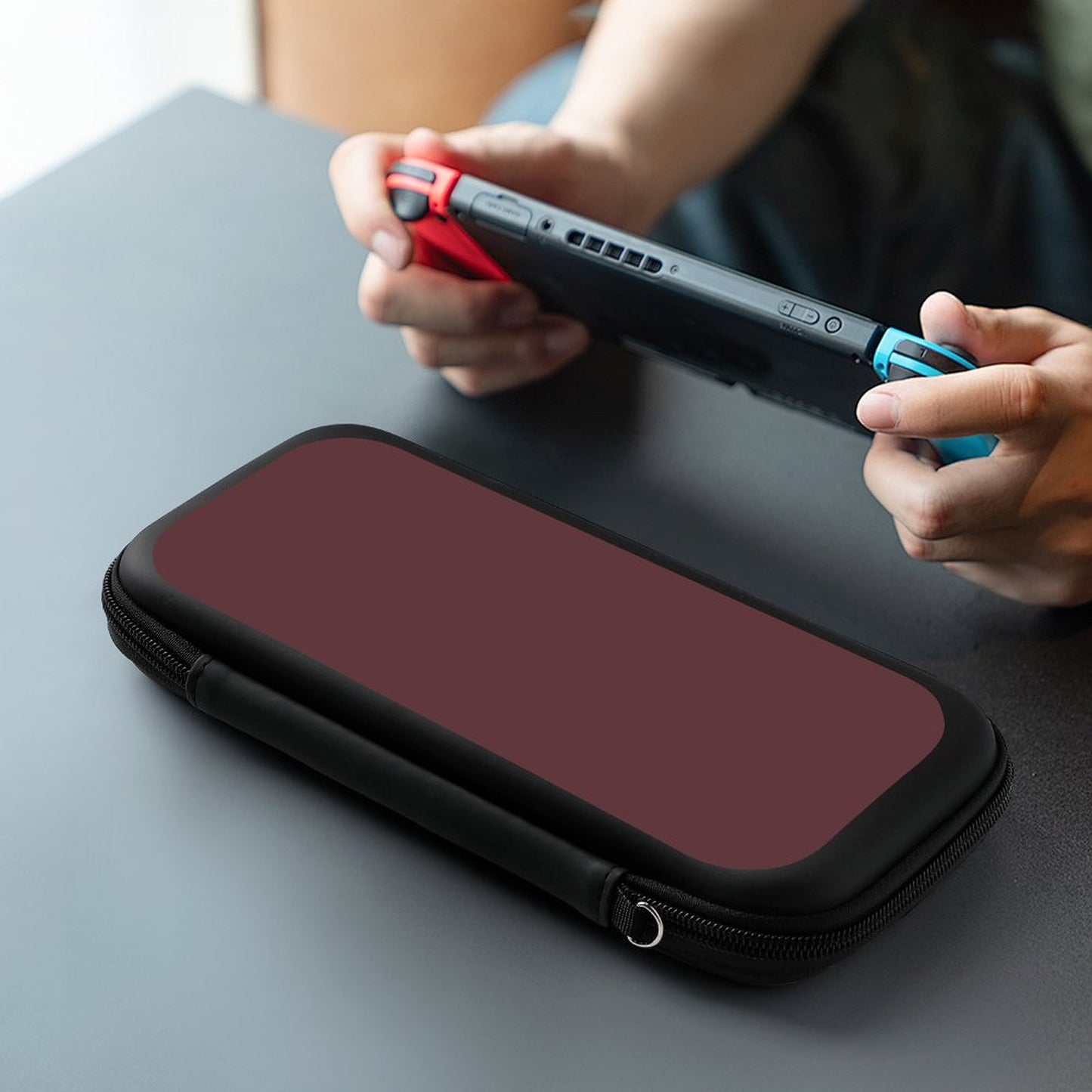 Travel Case – Mulled Wine – Compatible with Nintendo Switch