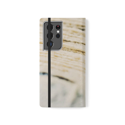 Flip Case – Woven Warmth