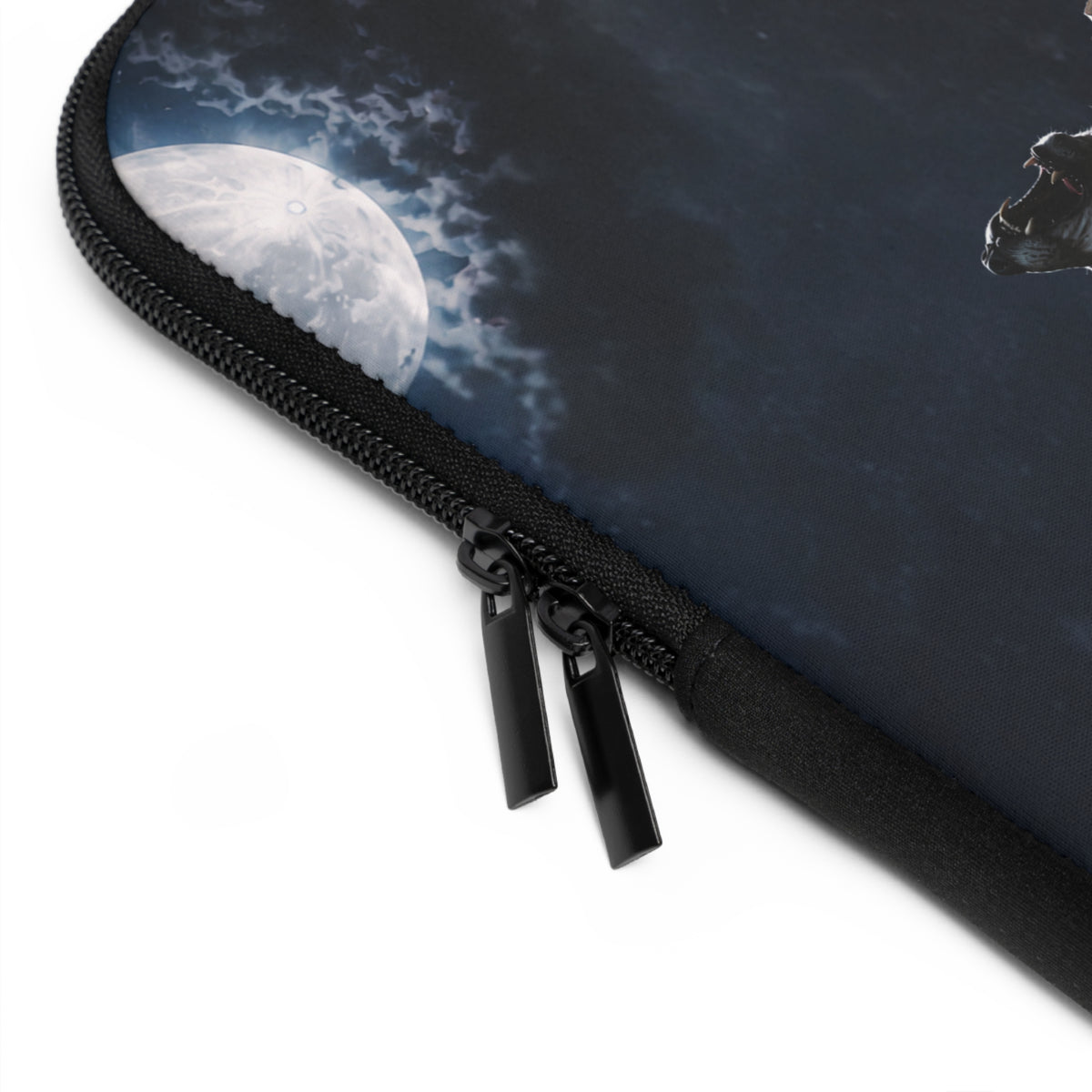 Neoprene Laptop Sleeve – The Hunt Begins