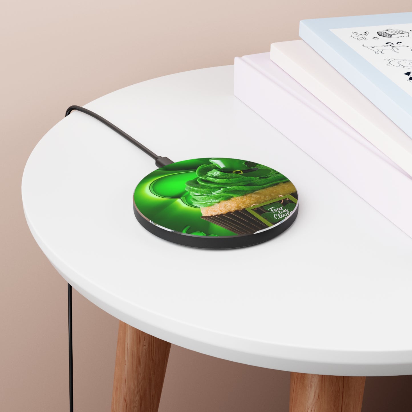 Wireless Charger – Lucky Clover Cupcake