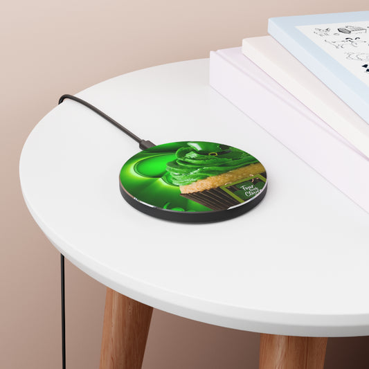 Wireless Charger – Lucky Clover Cupcake