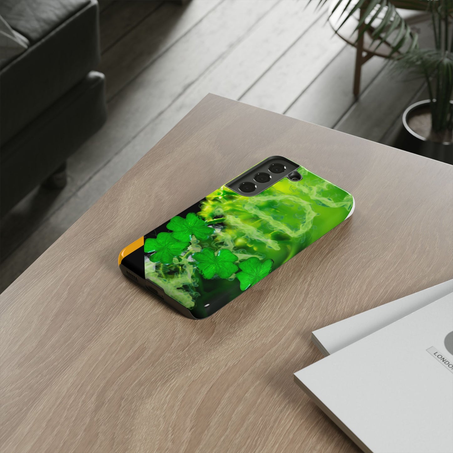 Protective Phone Case – Lucky Clover Smoke