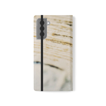 Flip Case – Woven Warmth